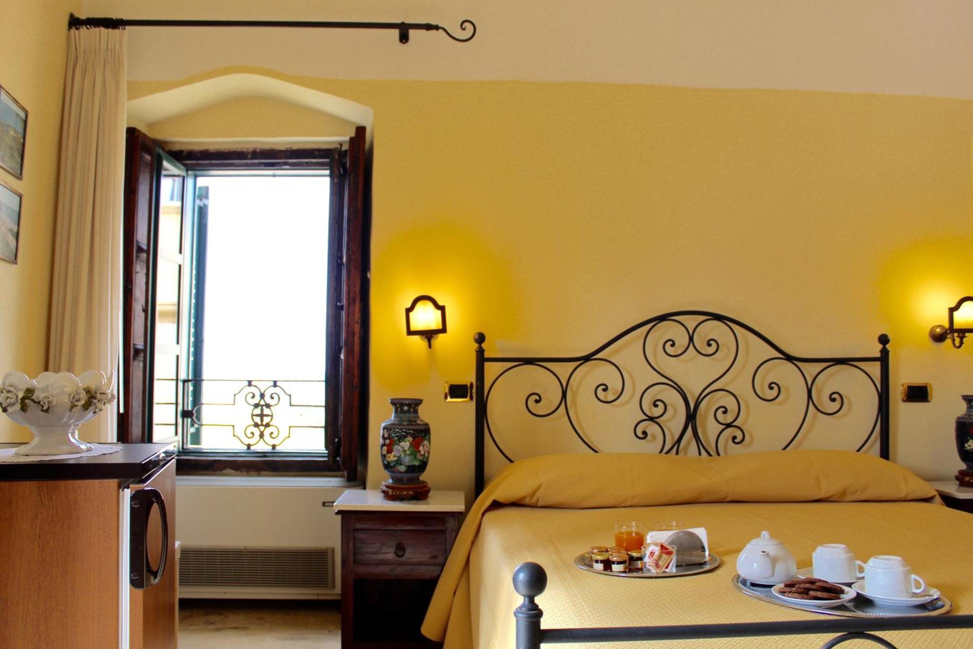 Bed and Breakfast Palazzo Senape De Pace Gallipoli Exteriér fotografie