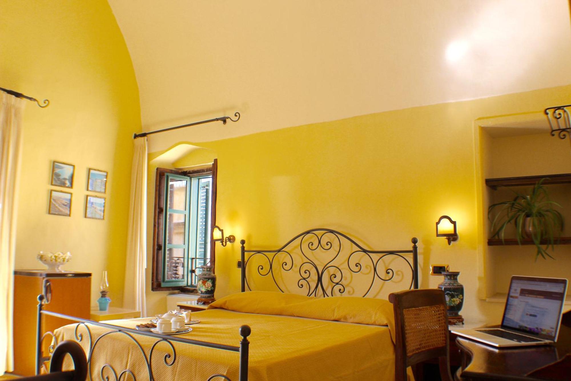 Bed and Breakfast Palazzo Senape De Pace Gallipoli Exteriér fotografie